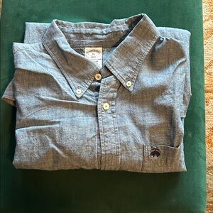 BROOKS BROTHERS regular 100% cotton light shirt in XL